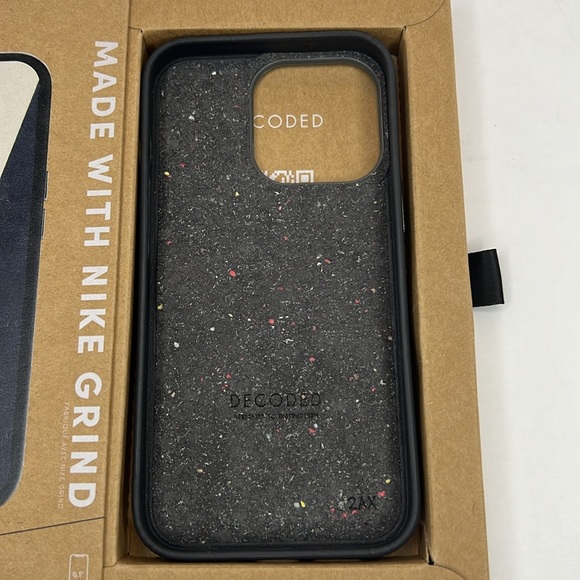 Decoded Nike Grind Recycled Leather Protective Phone Case iPhone 13 Pro Max Navy - Picture 5 of 11